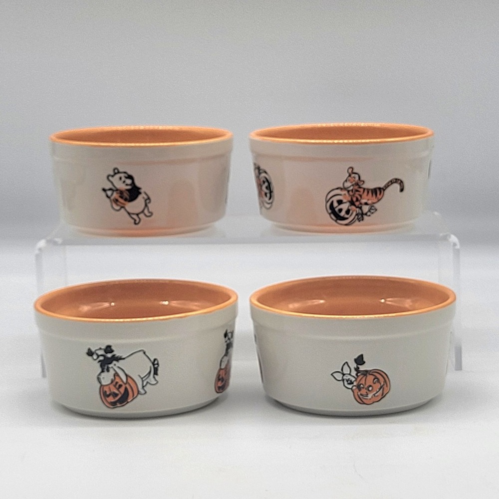Disney Winnie the Pooh Halloween Ramekins Set 4 Pooh Tigger Eeyore Piglet